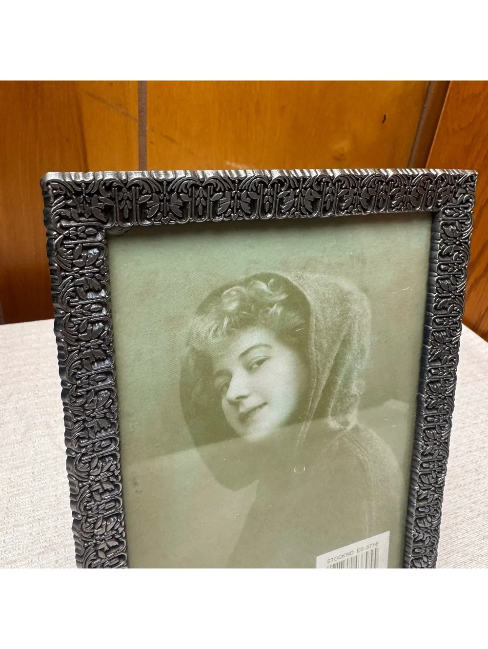 Vintage Ornate Pewter Tone 5x7 Picture Frame Made in Korea Floral Scroll Decor